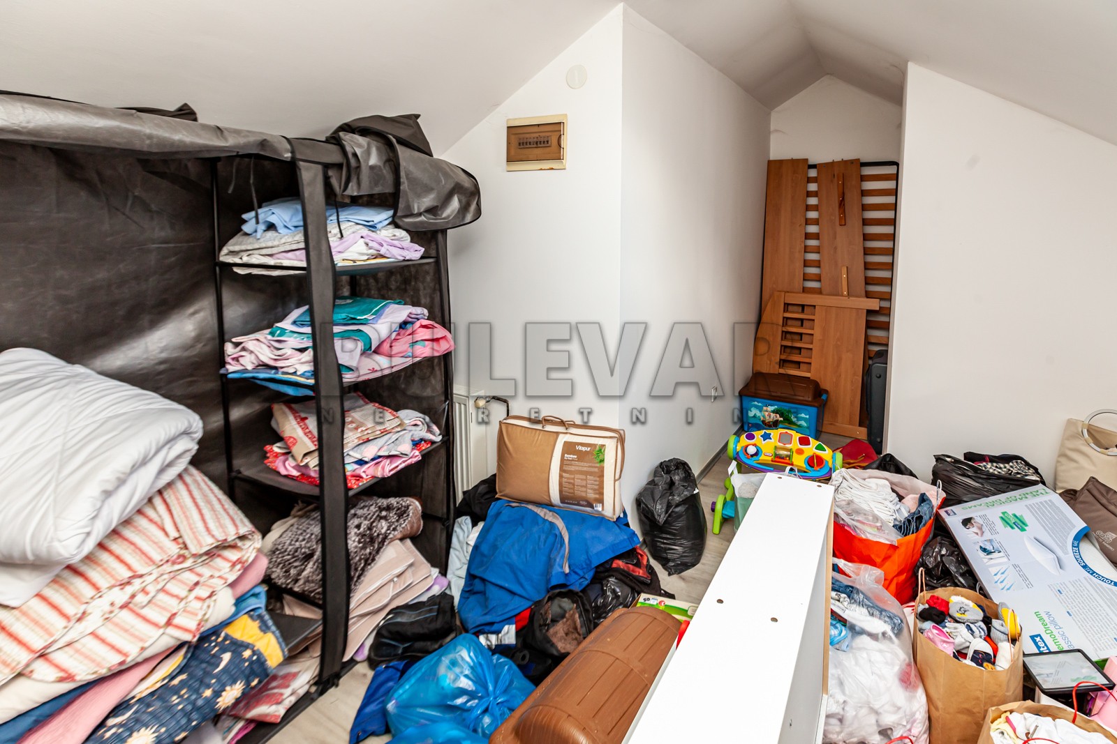 četvorosoban stan, 200 m2, Bulevar Nemanjića, Bulevar Nemanjića ID: p-08729 27