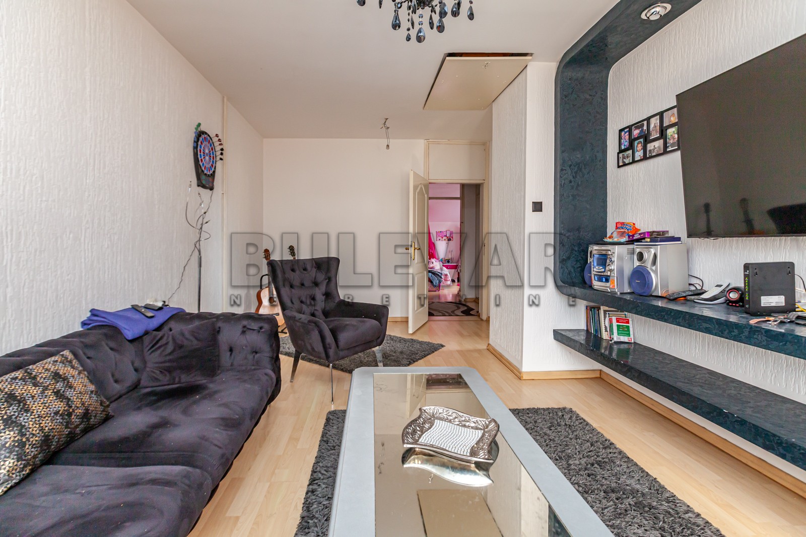 četvorosoban stan, 200 m2, Bulevar Nemanjića, Bulevar Nemanjića ID: p-08729 2