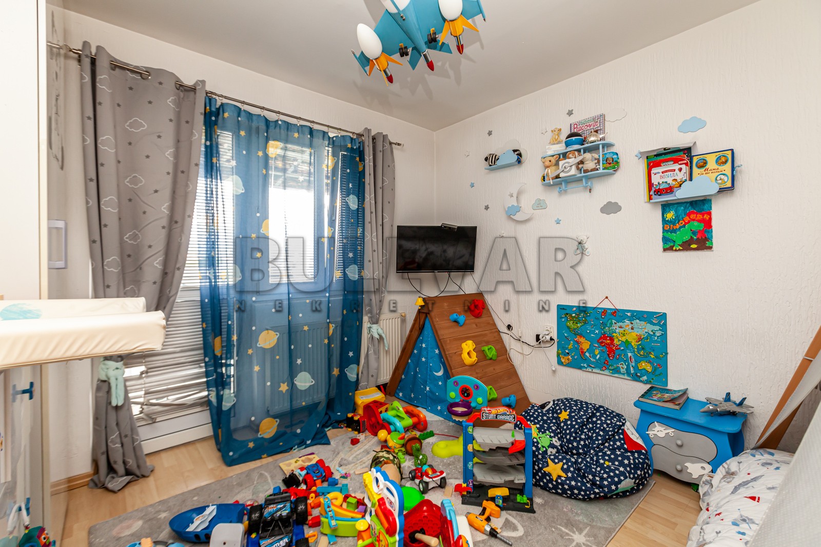 četvorosoban stan, 200 m2, Bulevar Nemanjića, Bulevar Nemanjića ID: p-08729 7