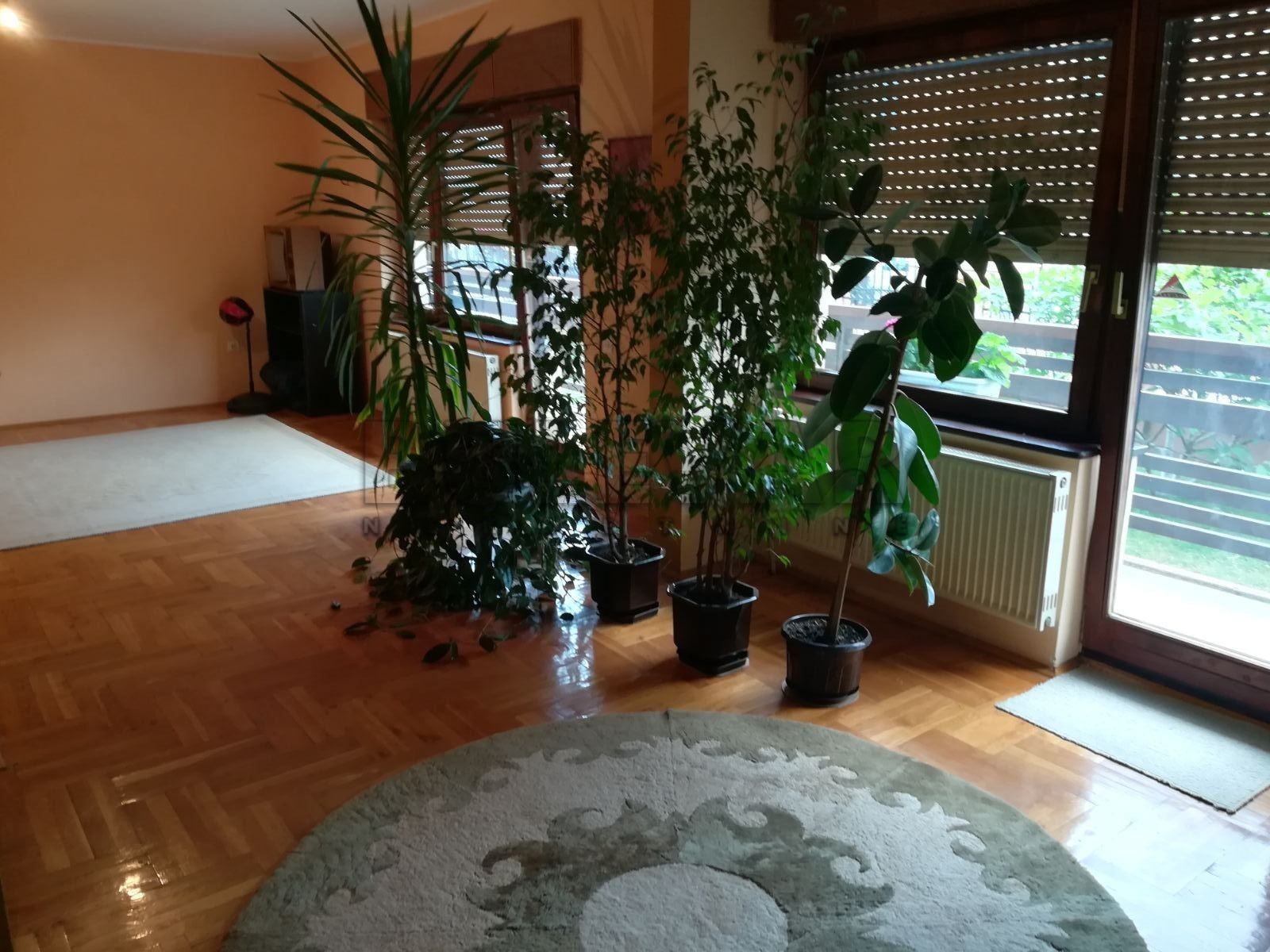 četvorosoban stan, 210 m2, Ćalije, Bagremova ID: i-03660 2