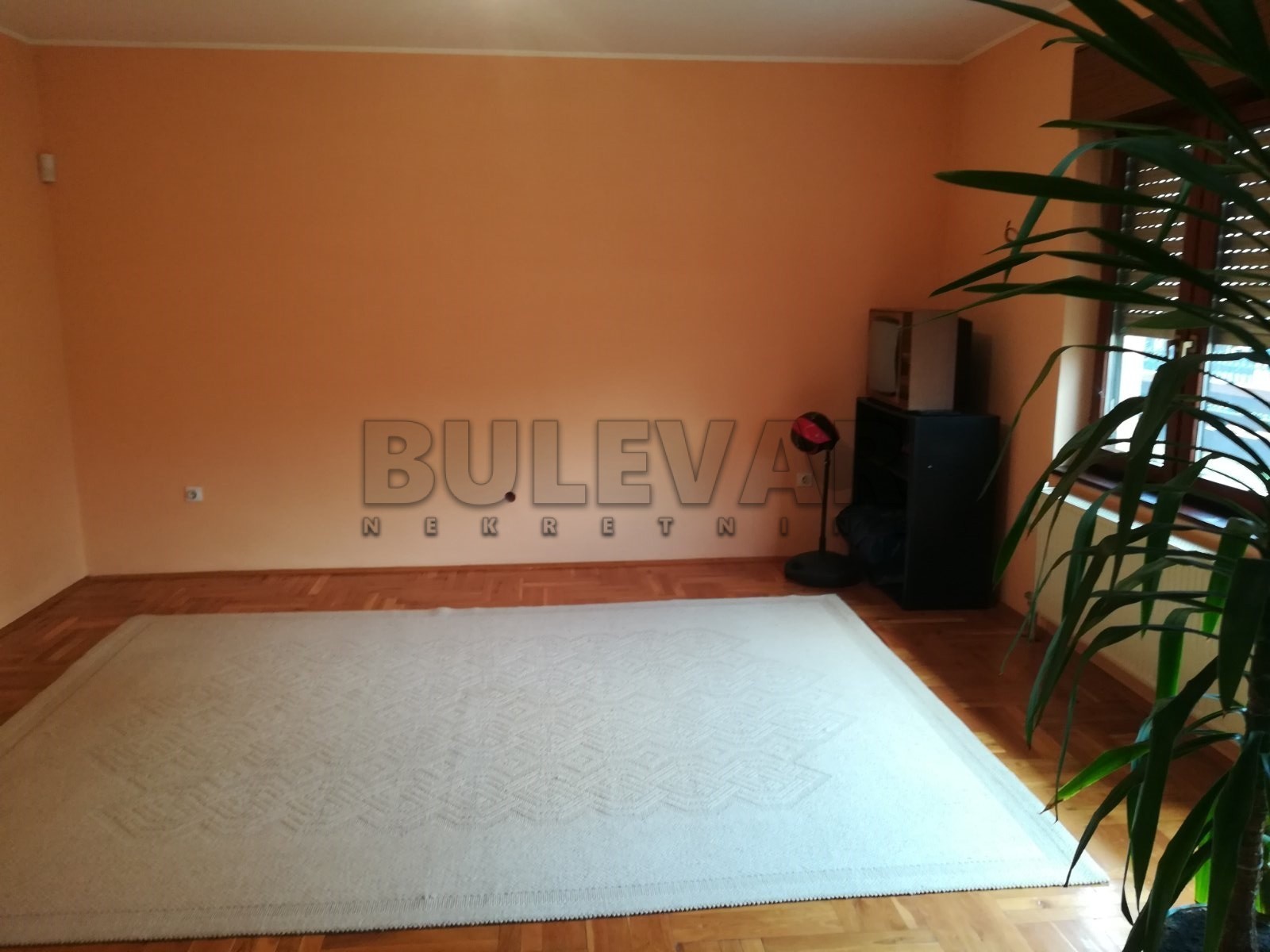 četvorosoban stan, 210 m2, Ćalije, Bagremova ID: i-03660 3