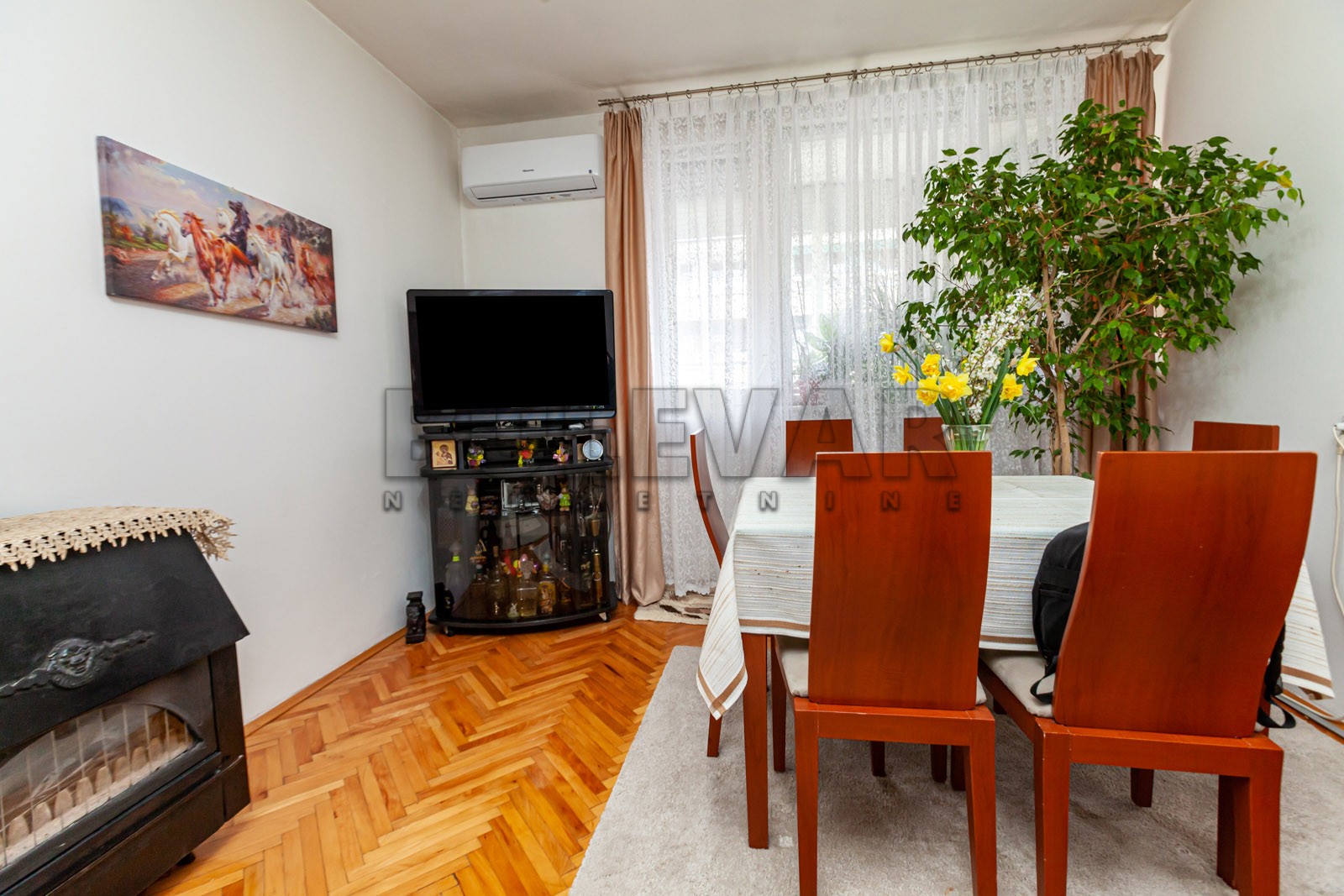 četvorosoban stan, 75 m2, Centar, Generala Milojka Lešjanina ID: p-08315 3
