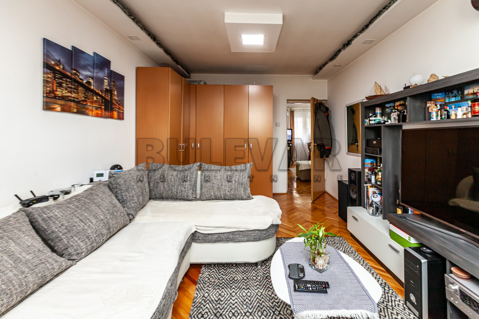 četvorosoban stan, 75 m2, Centar, Generala Milojka Lešjanina ID: p-08315 5