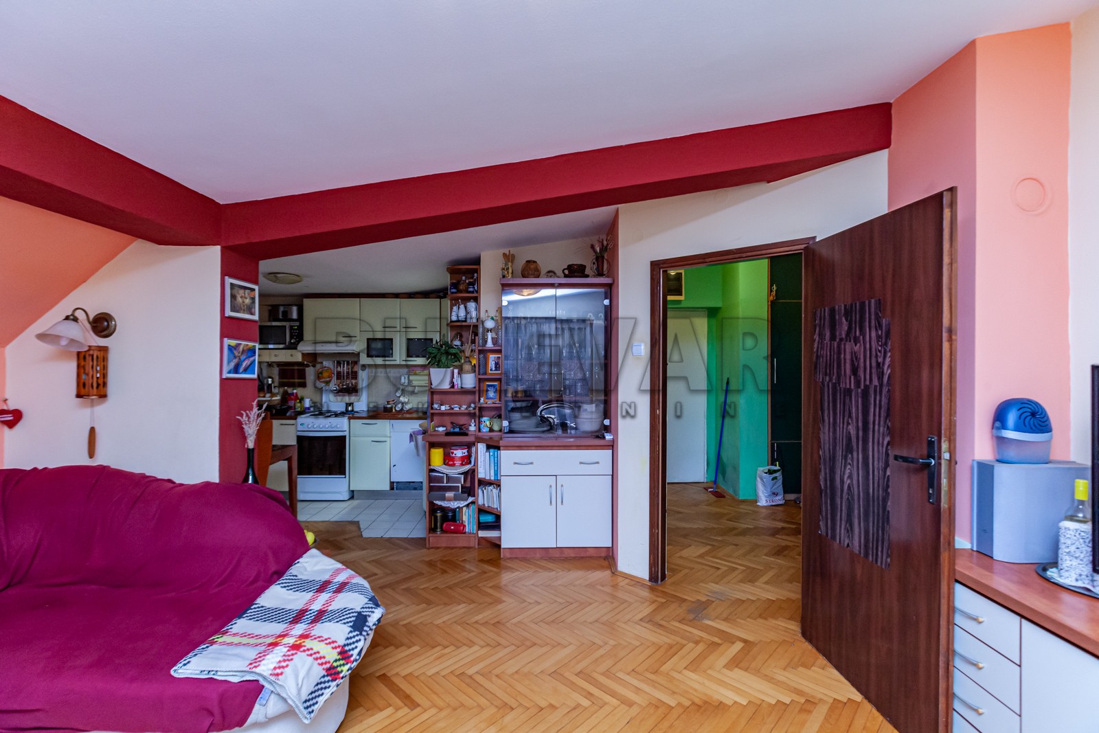 četvorosoban stan, 86 m2, Dom zdravlja, Vojvode Tankosića ID: p-07561 4