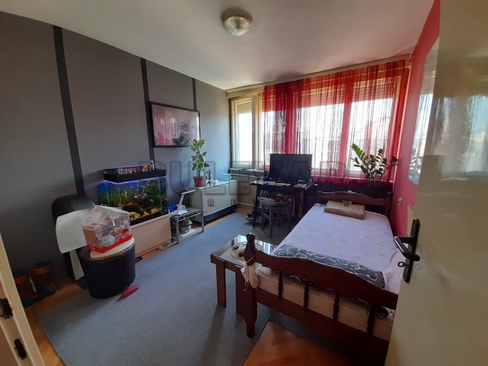 četvorosoban stan, 92 m2, Centar, Cara Dušana ID: p-06367 8