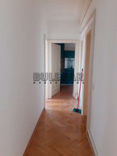 četvorosoban stan, 92 m2, Centar, Obrenovićeva ID: i-09939 11