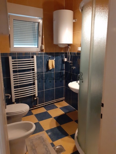 četvorosoban stan, 92 m2, Centar, Obrenovićeva ID: i-09939 9