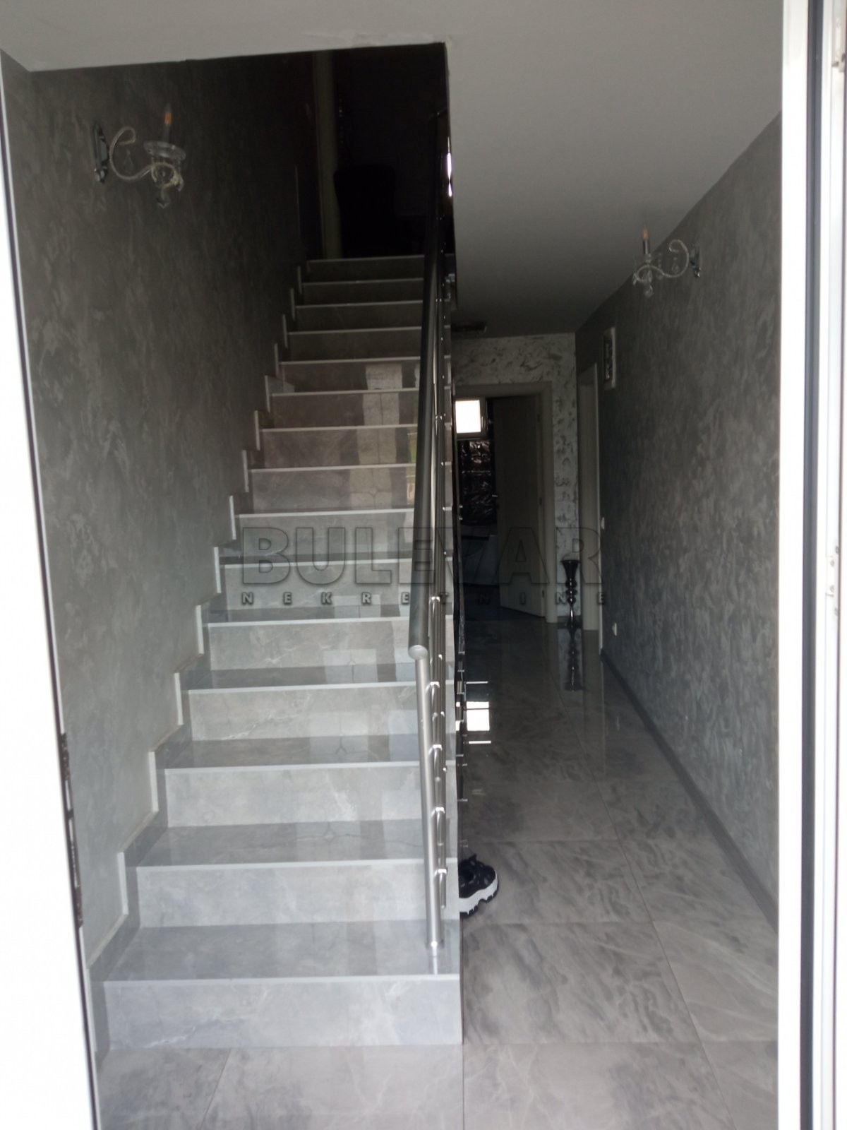 četvorosobna kuća, 108 m2, 19. oktobra ID: p-09159 12