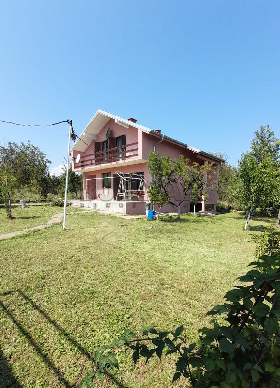 četvorosobna kuća, 130 m2, Mramorsko Brdo, Mramorsko brdo ID: p-09471 27