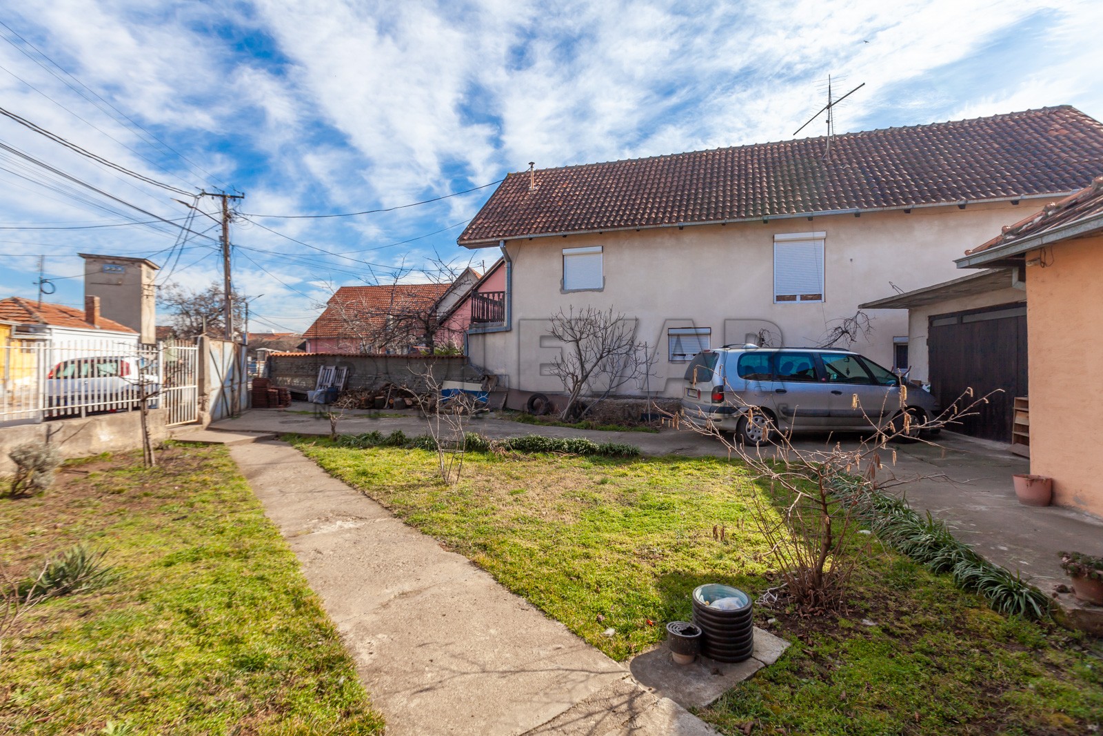 četvorosobna kuća, 140 m2, Crveni krst, Moravska ID: p-07923 2