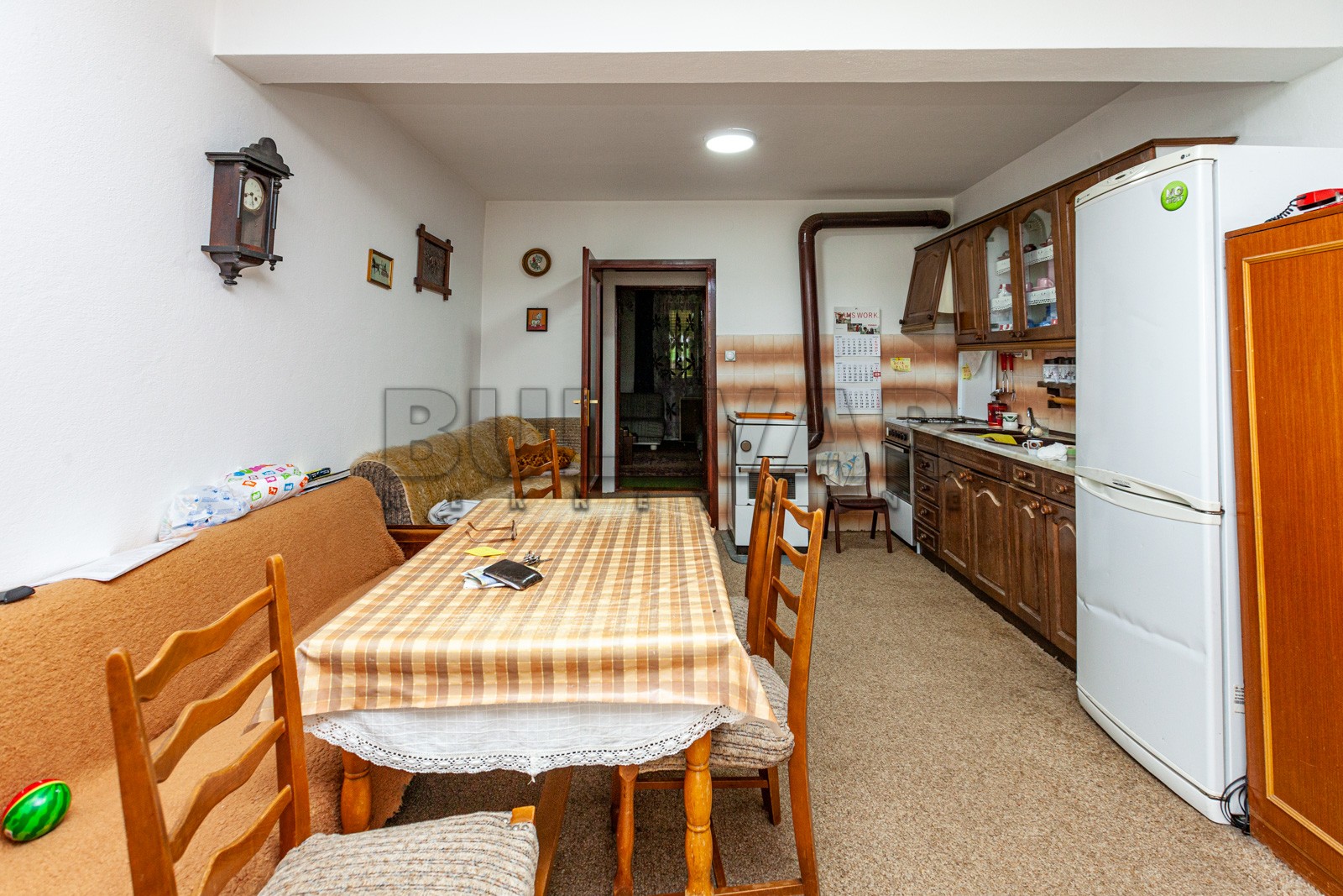 četvorosobna kuća, 146 m2, Mramorsko Brdo ID: p-03786 15