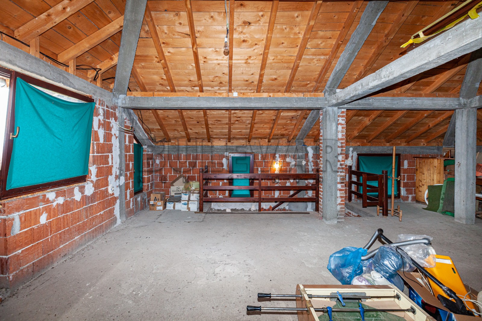 četvorosobna kuća, 146 m2, Mramorsko Brdo ID: p-03786 23