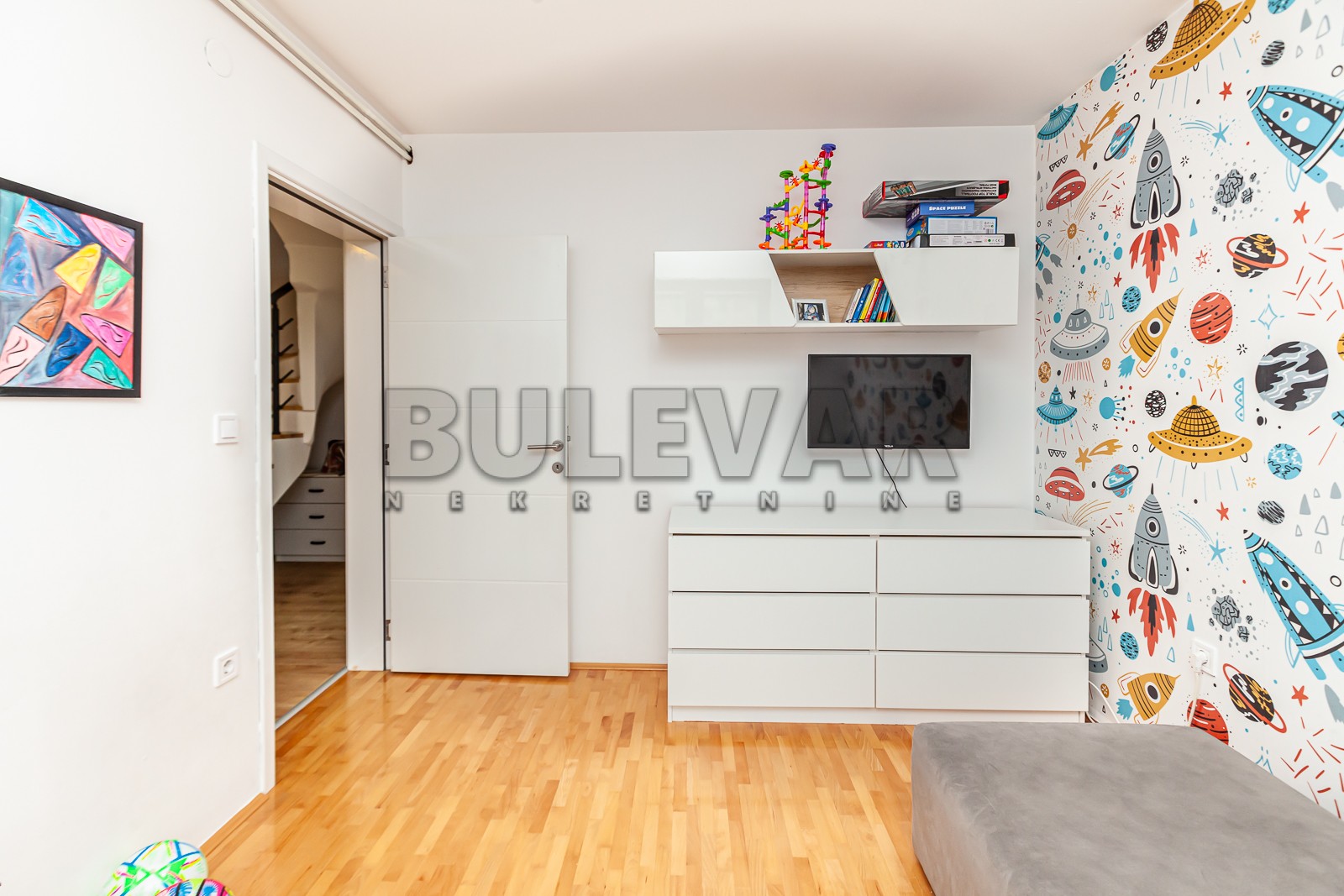 četvorosobna kuća, 150 m2, Kičevo, Šumadijska ID: p-09307 8