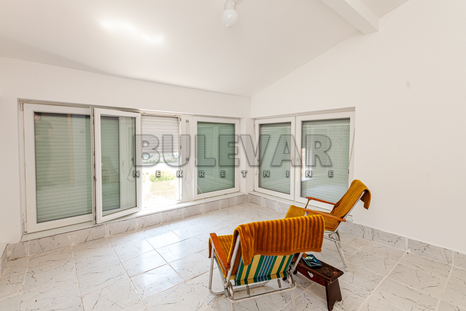 četvorosobna kuća, 170 m2, Crveni krst, Berčinac ID: p-03891 20