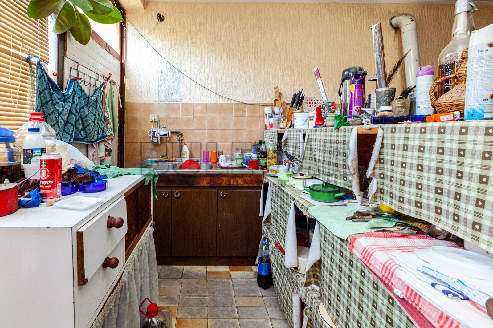 četvorosobna kuća, 170 m2, Gornji Komren, 8. mart ID: p-06258 5