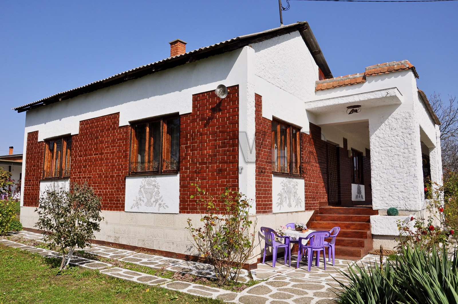 četvorosobna kuća, 180 m2, Moravac, Moravac ID: p-010247 3