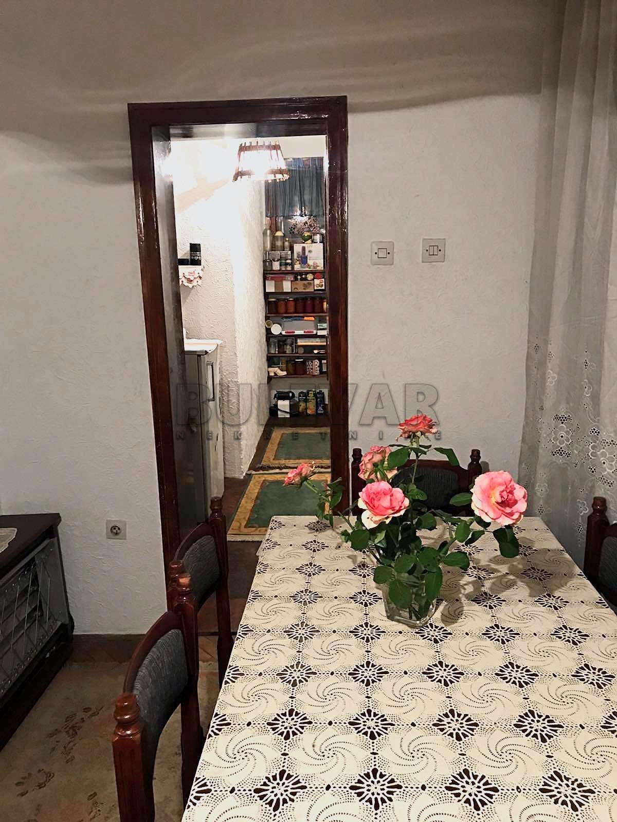 četvorosobna kuća, 180 m2, Moravac, Moravac ID: p-010247 14