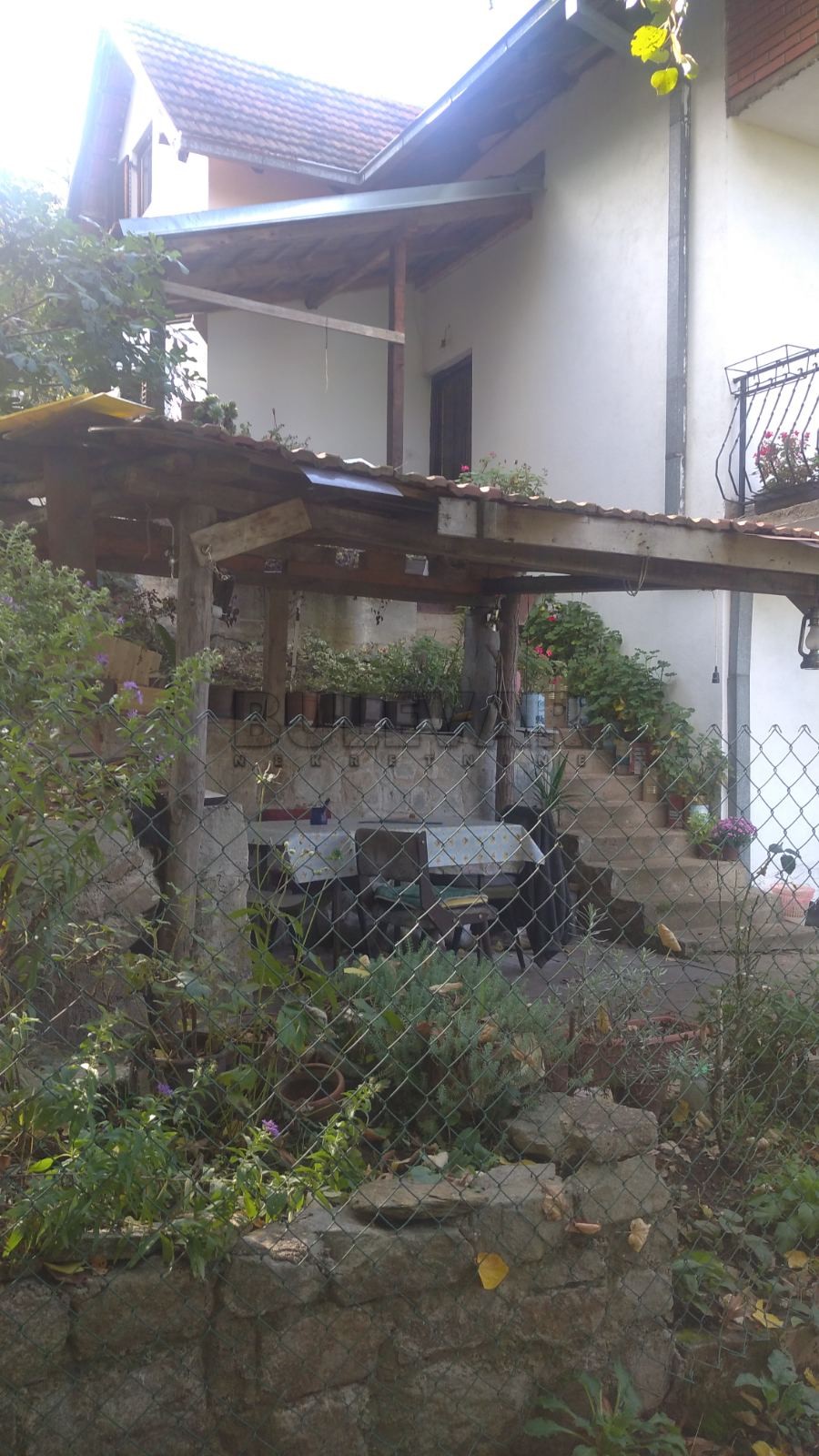 četvorosobna kuća, 183 m2, Ćele kula, Gabrovački put 2. prilaz ID: p-01725 5