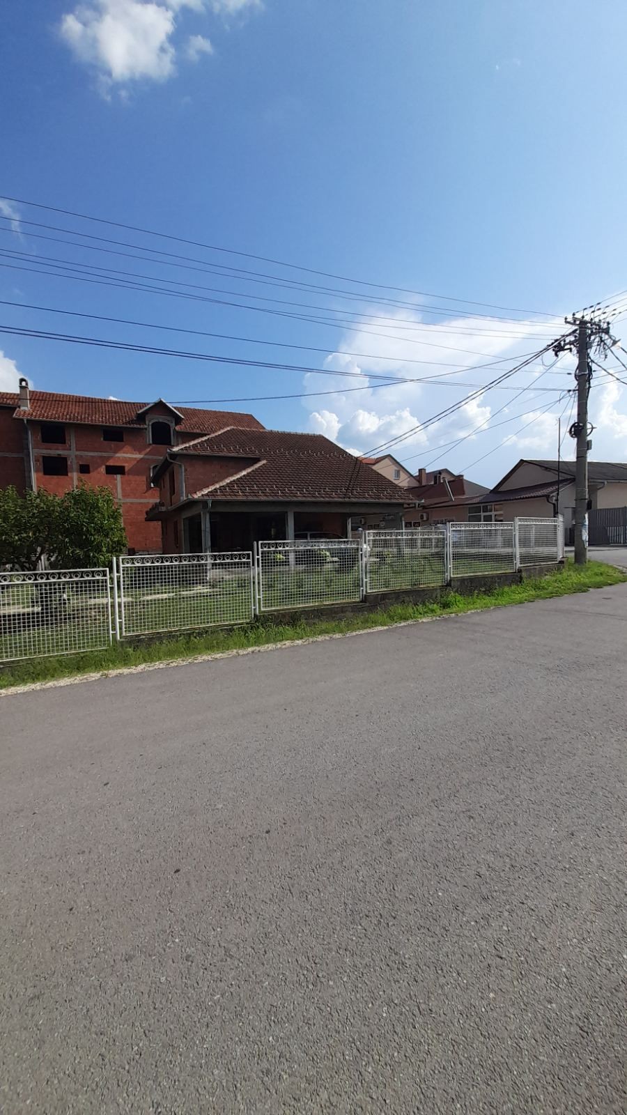 četvorosobna kuća, 191 m2, Poručnika Spasića i Mašere ID: p-06539 1