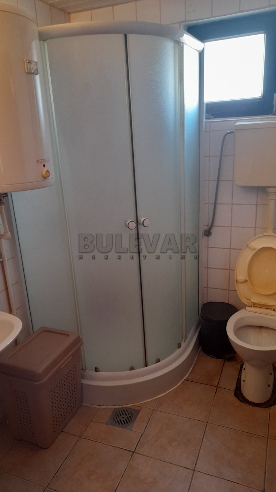 četvorosobna kuća, 200 m2, Aerodrom, Sime Markovića ID: p-04592 5