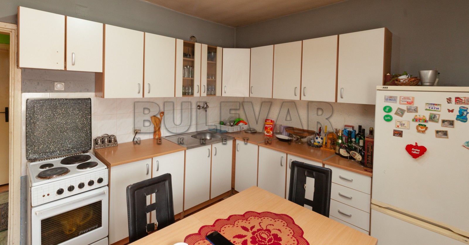 četvorosobna kuća, 200 m2, Crveni krst, Bulevar 12.februar ID: p-05471 8