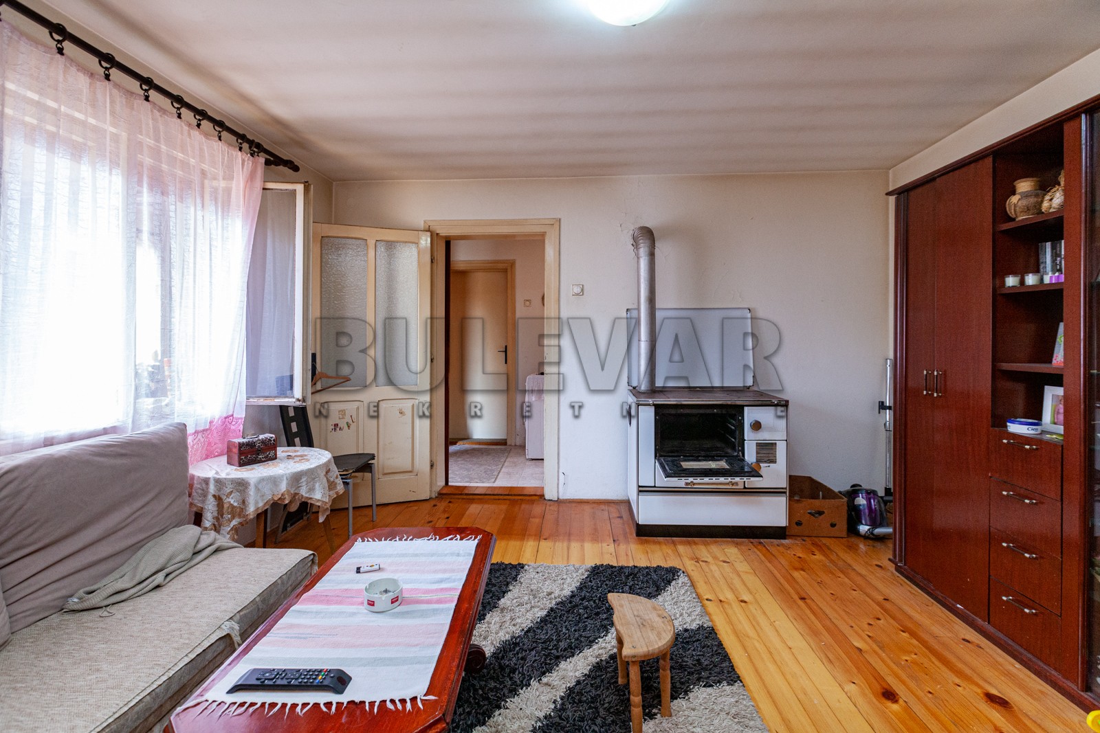 četvorosobna kuća, 200 m2, Crveni krst, Bulevar 12.februar ID: p-05471 17