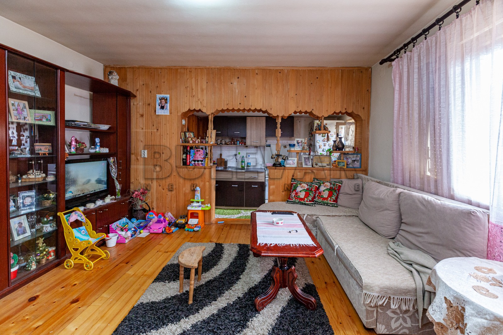 četvorosobna kuća, 200 m2, Crveni krst, Bulevar 12.februar ID: p-05471 15