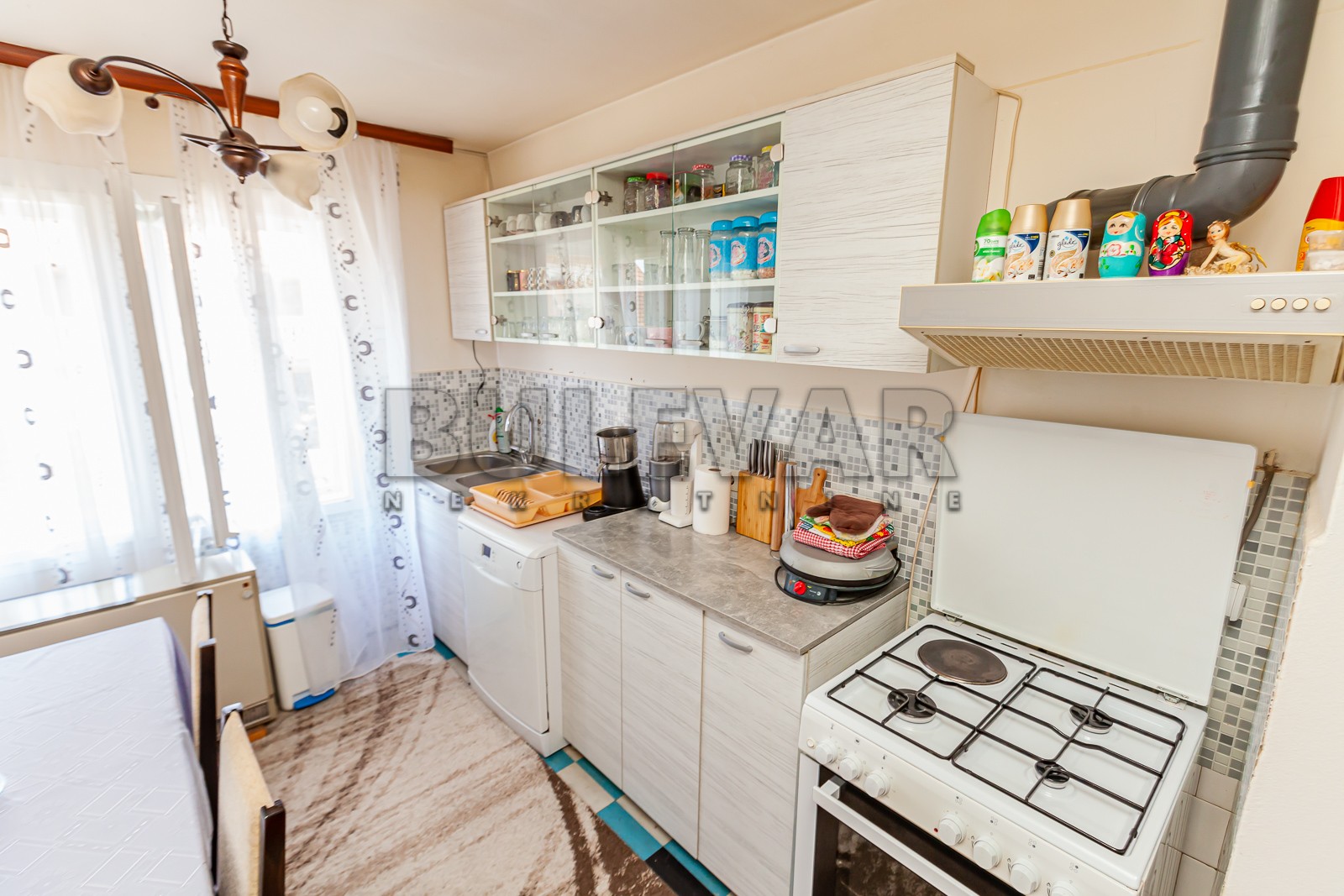 četvorosobna kuća, 200 m2, Trošarina, Ljubomira Nikolića ID: p-09174 2
