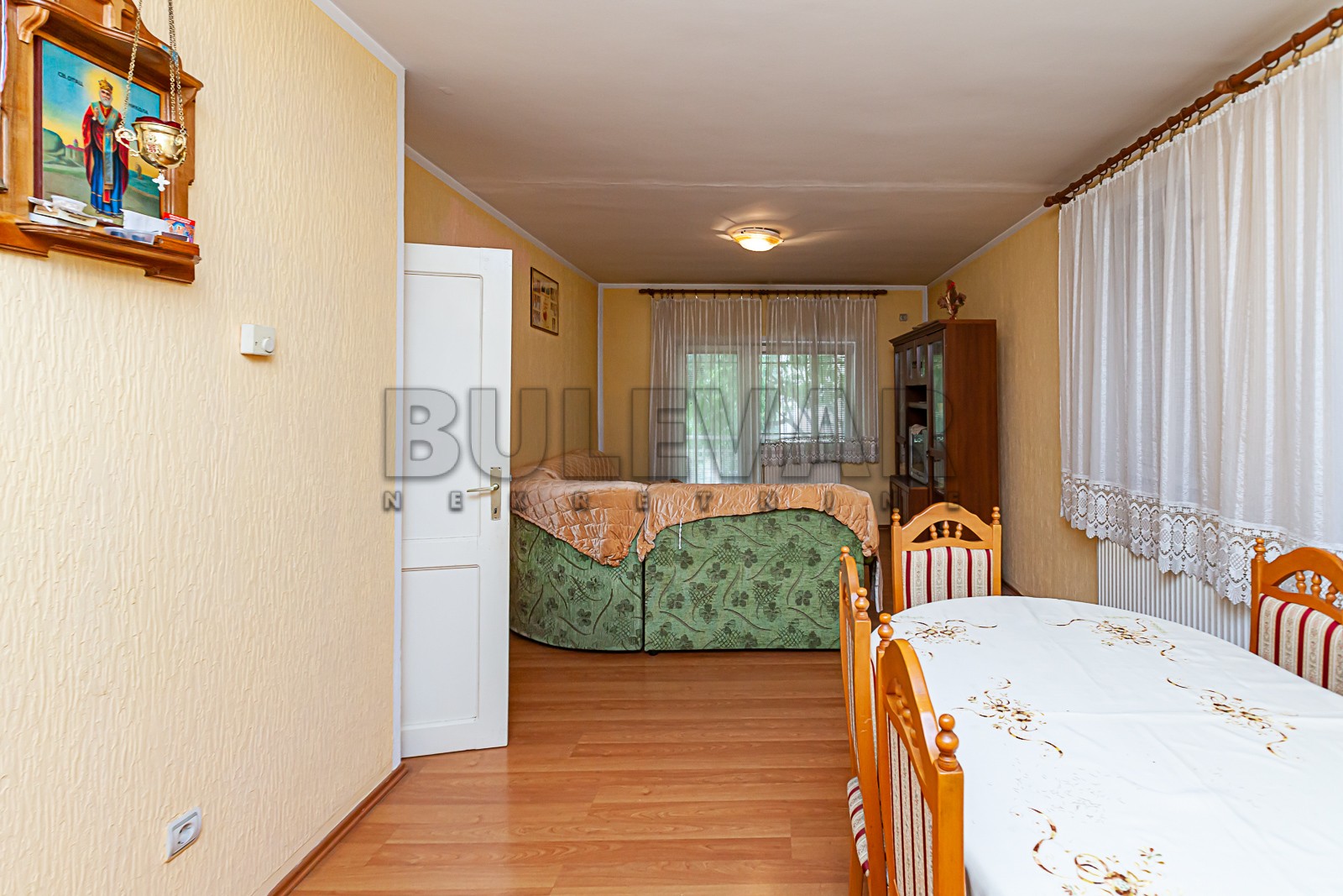 četvorosobna kuća, 204 m2, Durlan, Knjazevačka ID: p-09337 15
