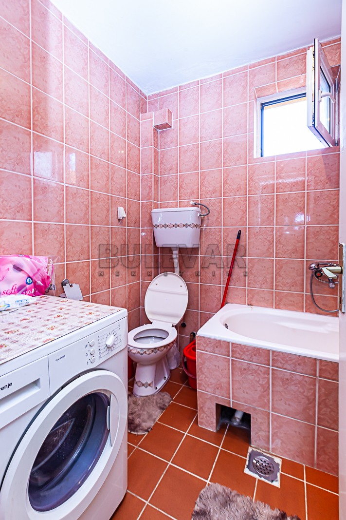 četvorosobna kuća, 204 m2, Durlan, Knjazevačka ID: p-09337 11