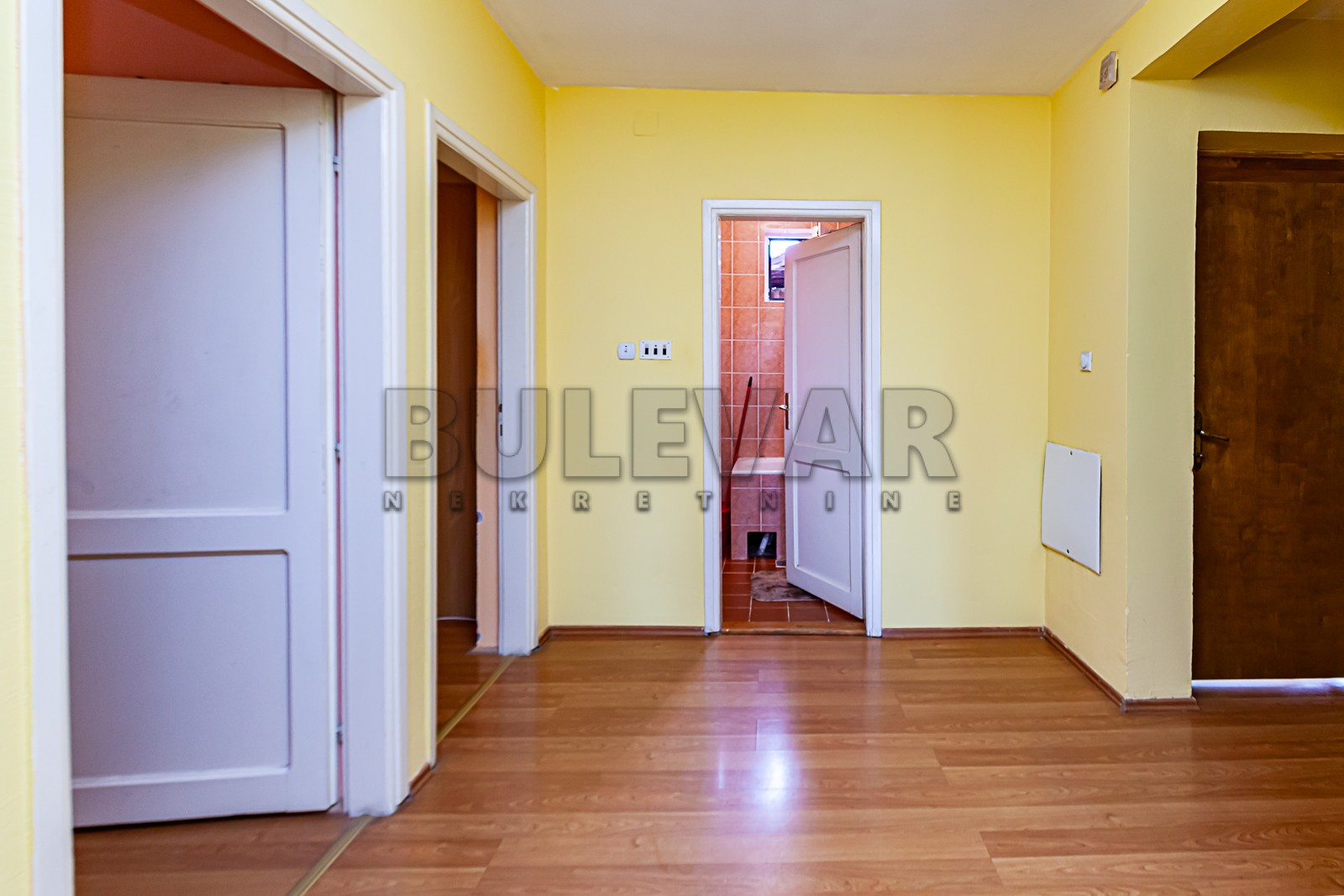 četvorosobna kuća, 204 m2, Durlan, Knjazevačka ID: p-09337 7
