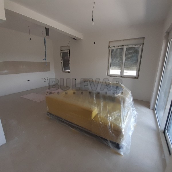 četvorosobna kuća, 220 m2, Donji Komren, Ratarska ID: p-09022 2