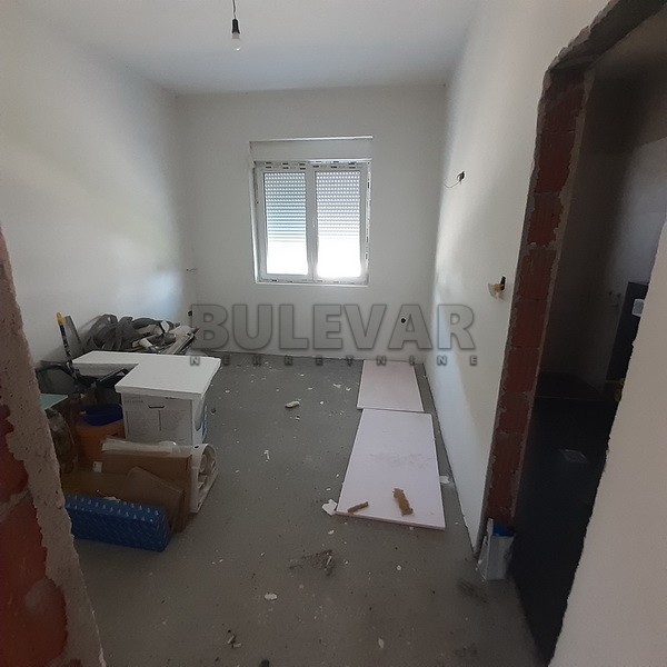 četvorosobna kuća, 220 m2, Donji Komren, Ratarska ID: p-09022 12
