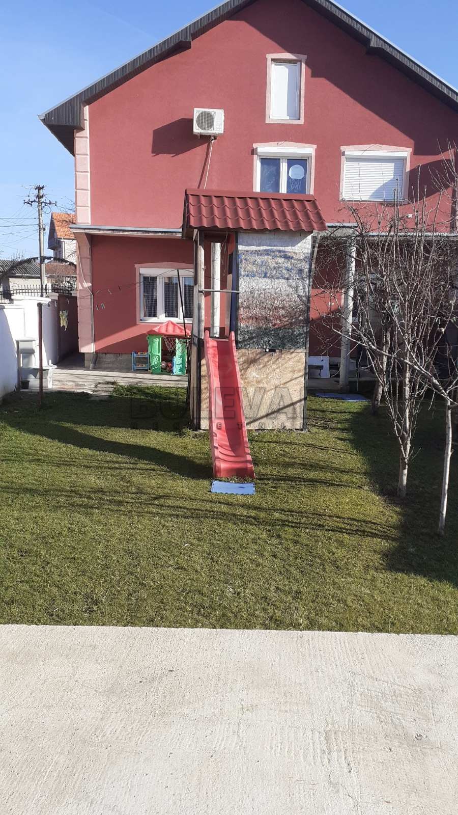 četvorosobna kuća, 220 m2, Erdeč, Dobojska ID: p-08159 2