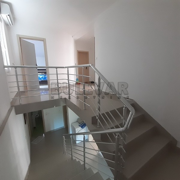 četvorosobna kuća, 220 m2, Palilula, Novo selo ID: p-09442 11