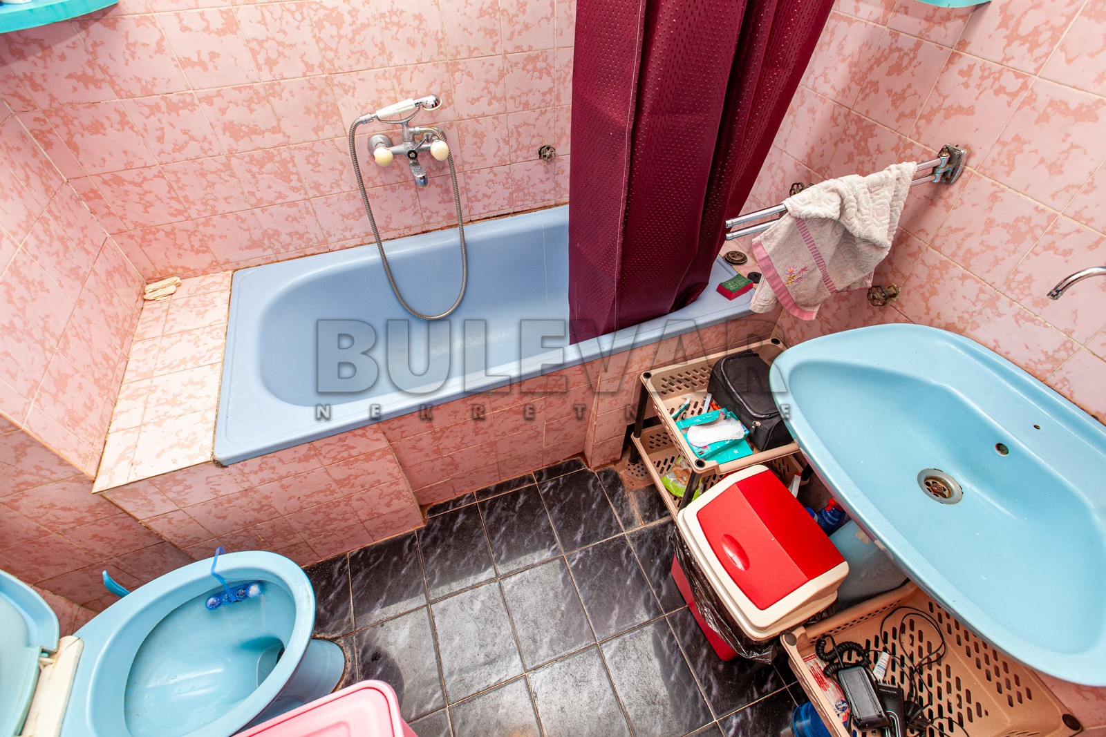 četvorosobna kuća, 221 m2, Centar, Mramorska ID: p-02658 18