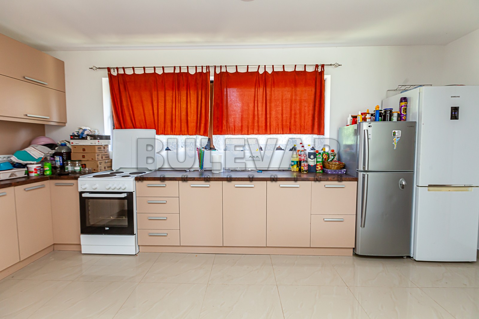 četvorosobna kuća, 230 m2, Mramorsko Brdo, Mramorsko brdo ID: p-09797 14