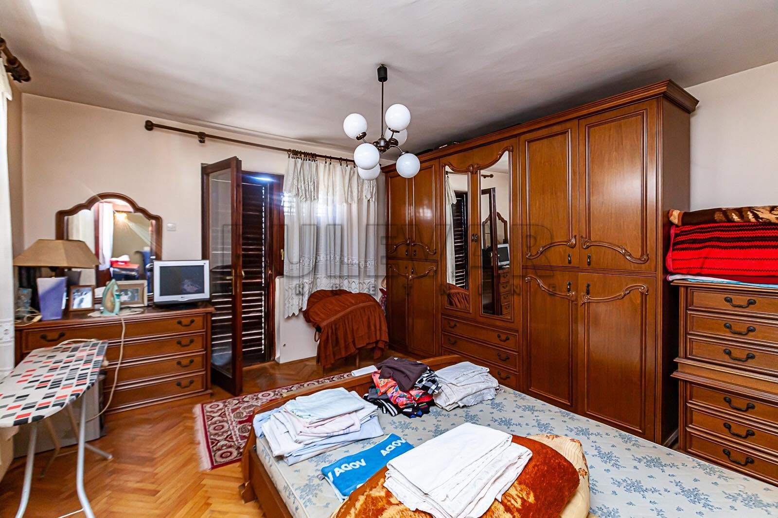 četvorosobna kuća, 235 m2, Obilićev Venac, Jug Bogdanova ID: p-011198 4