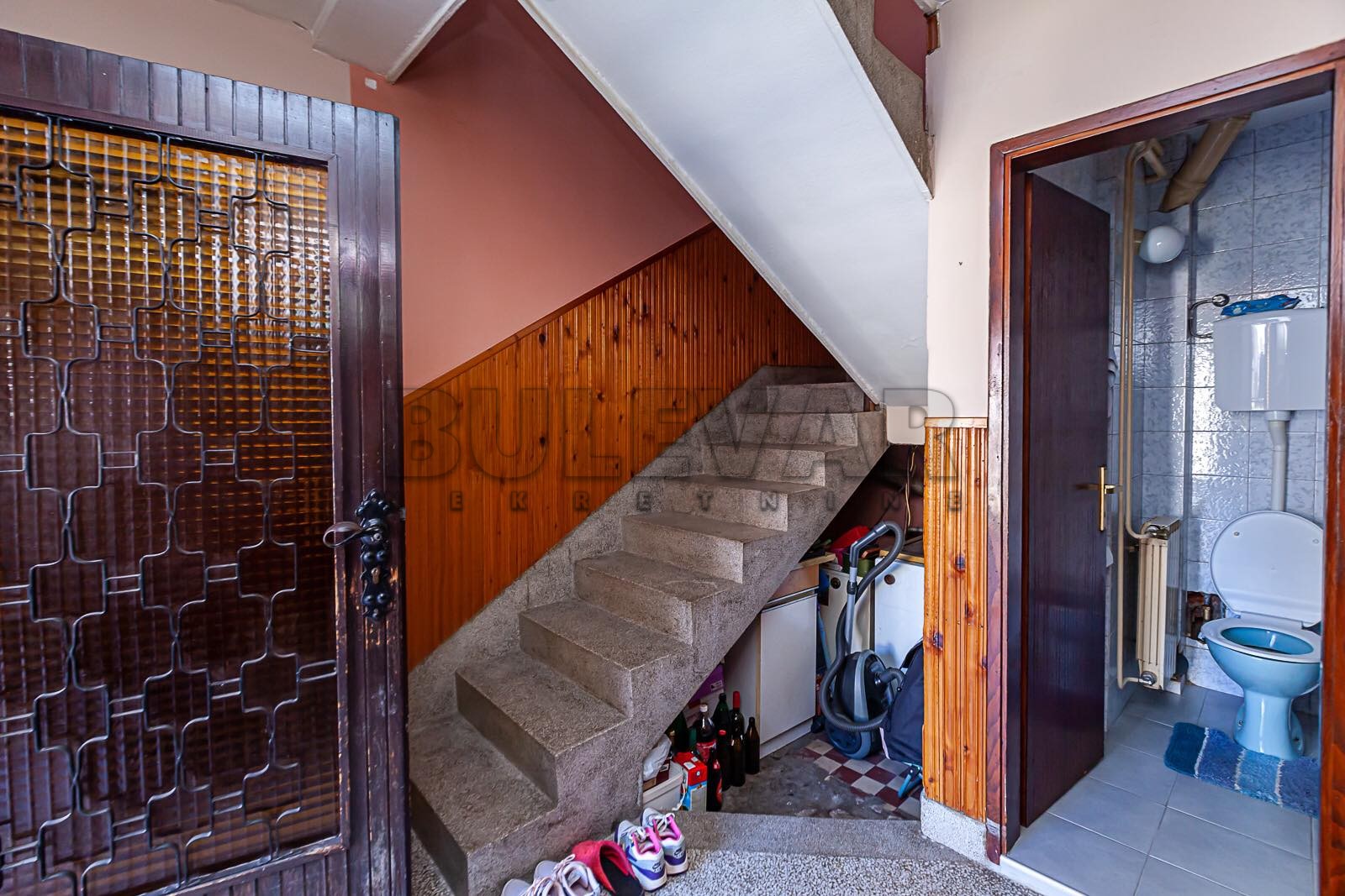 četvorosobna kuća, 235 m2, Obilićev Venac, Jug Bogdanova ID: p-011198 10