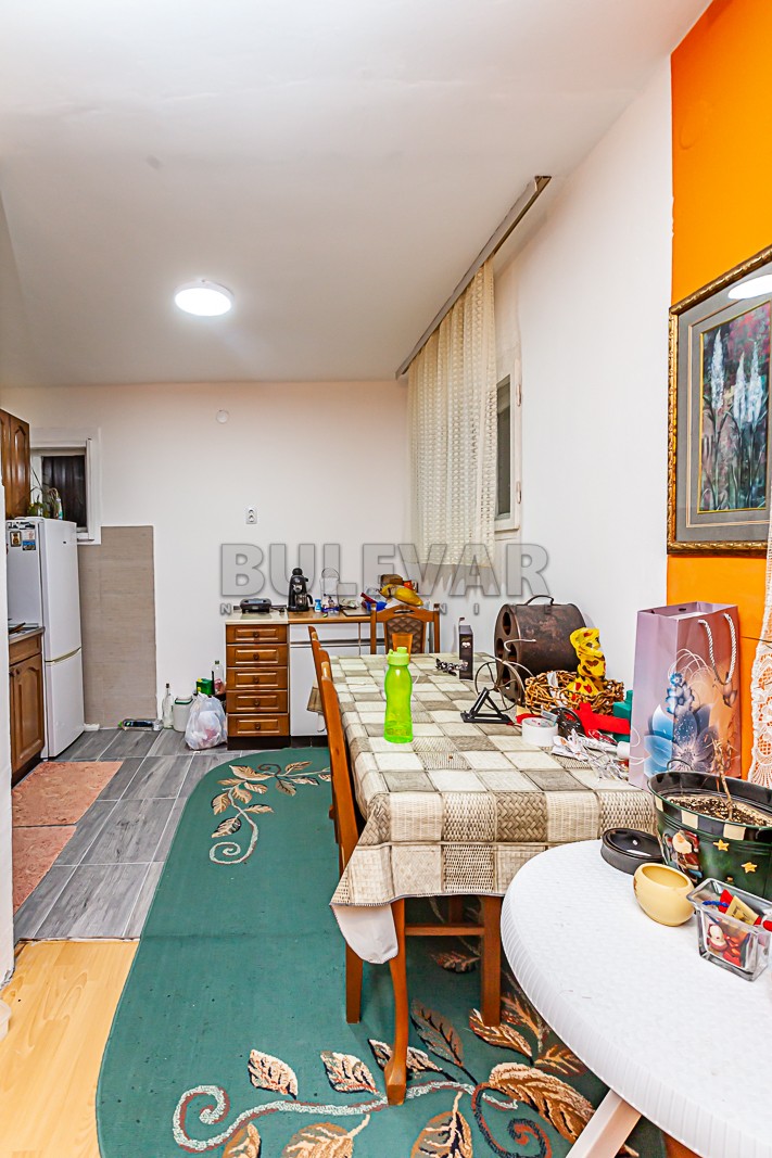četvorosobna kuća, 240 m2, Duvanište, Branka Miljkovića ID: p-04753 11