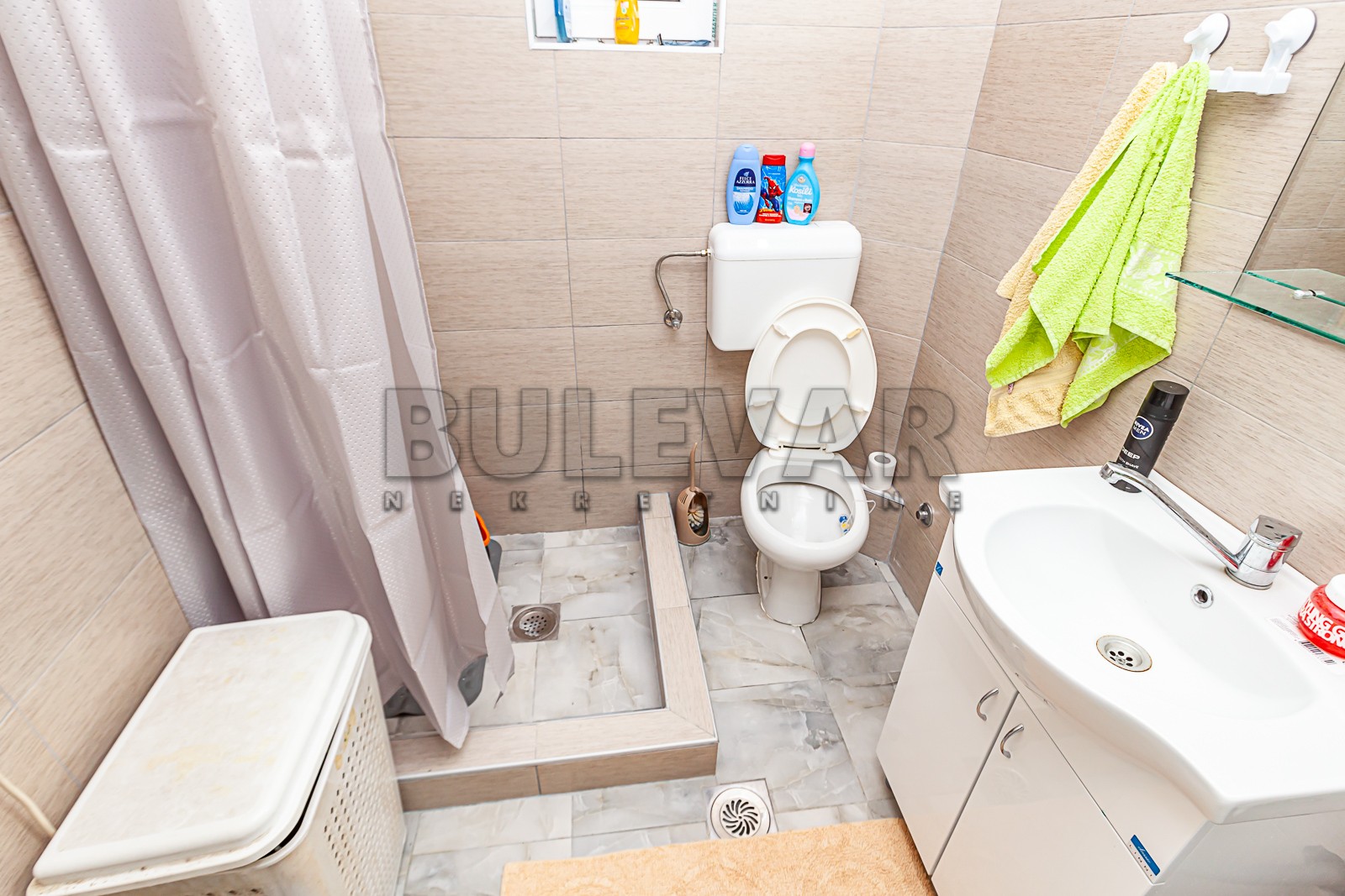 četvorosobna kuća, 240 m2, Duvanište, Branka Miljkovića ID: p-04753 12