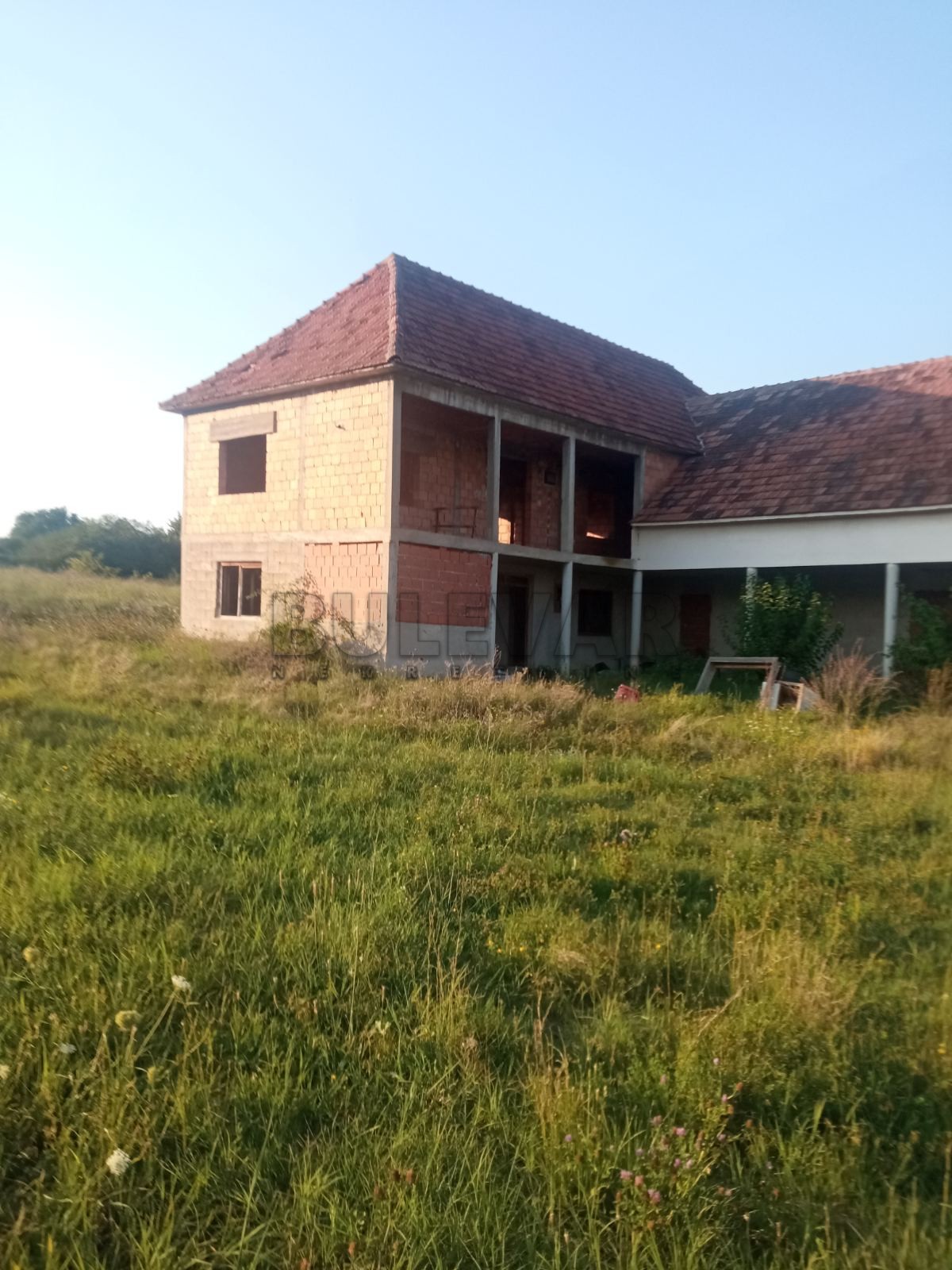 četvorosobna kuća, 240 m2, Gornja mala, Vikendaška ID: p-09545 19