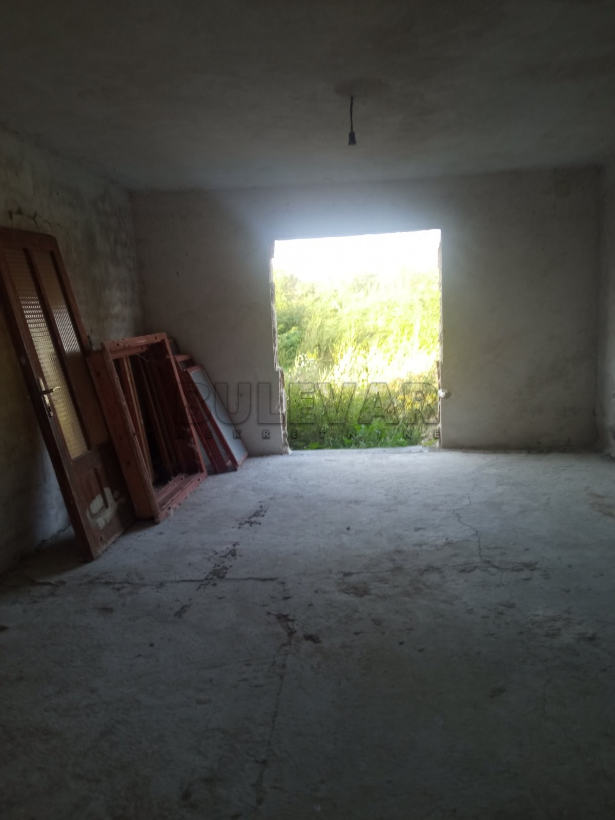 četvorosobna kuća, 240 m2, Gornja mala, Vikendaška ID: p-09545 2