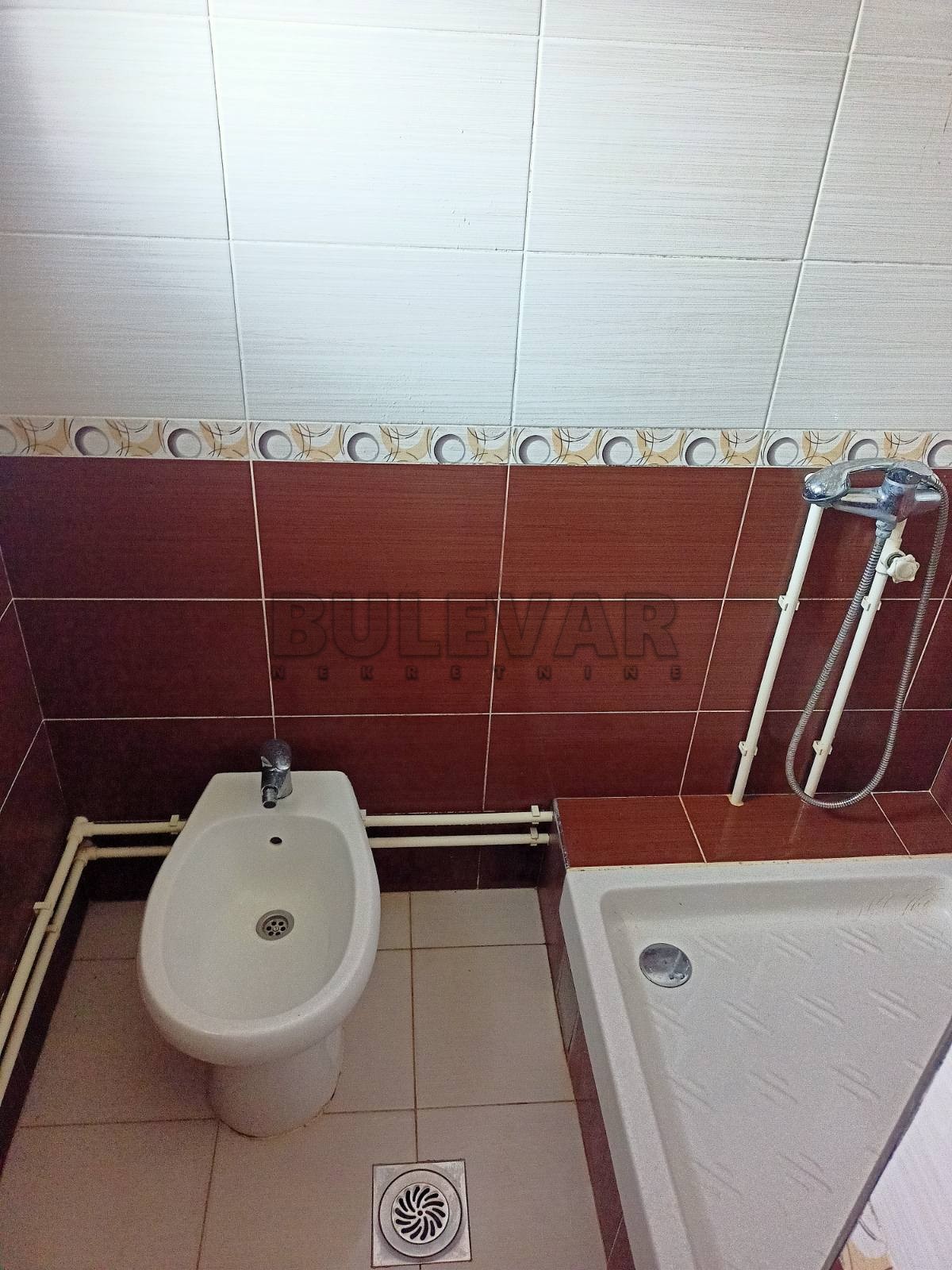 četvorosobna kuća, 240 m2, Palilula, Pasi poljana ID: p-010959 17