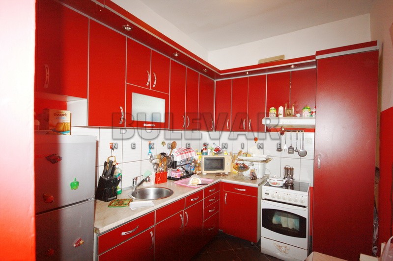 četvorosobna kuća, 243 m2, Crveni krst, Moravska ID: p-01788 10