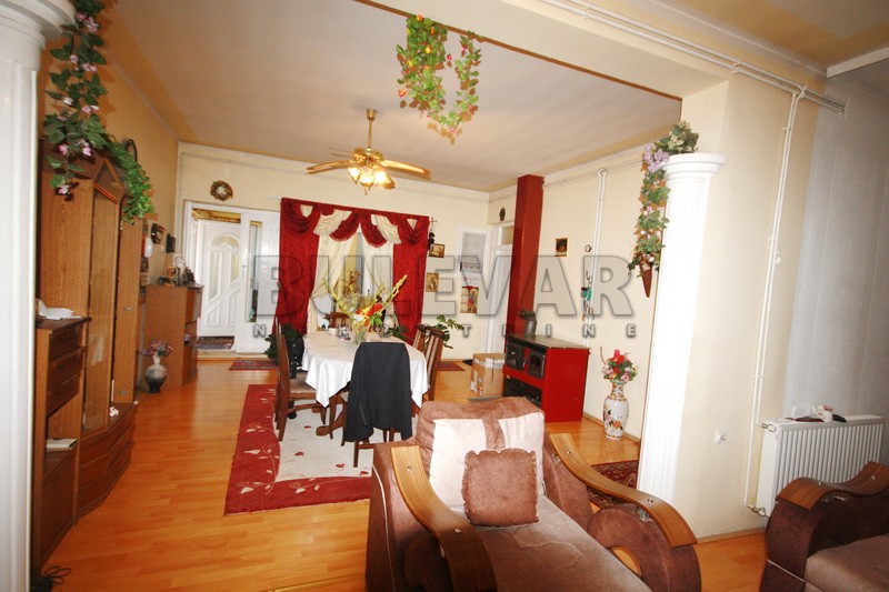 četvorosobna kuća, 243 m2, Crveni krst, Moravska ID: p-01788 4