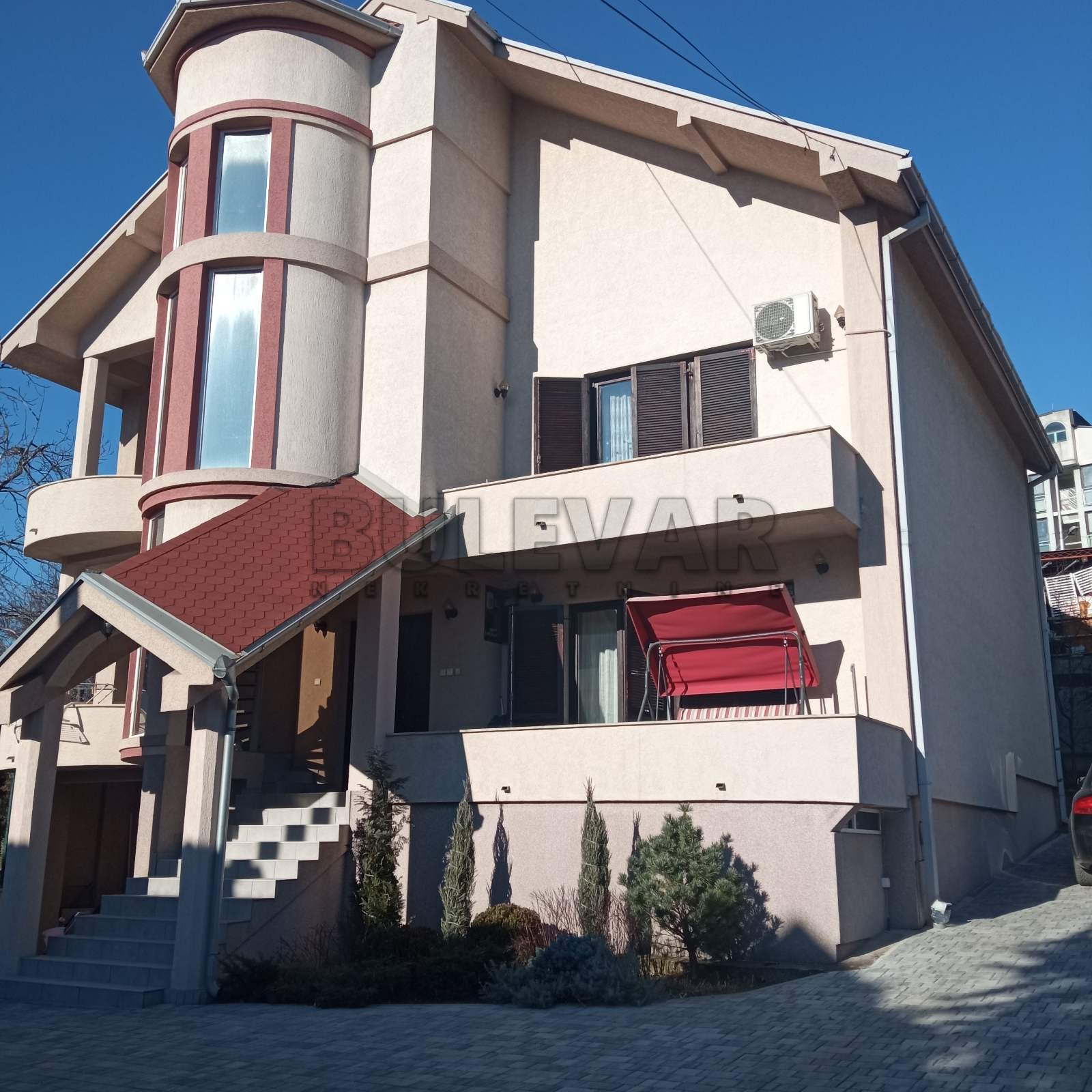 četvorosobna kuća, 247 m2, Centar, Kamenička ID: i-010752 18