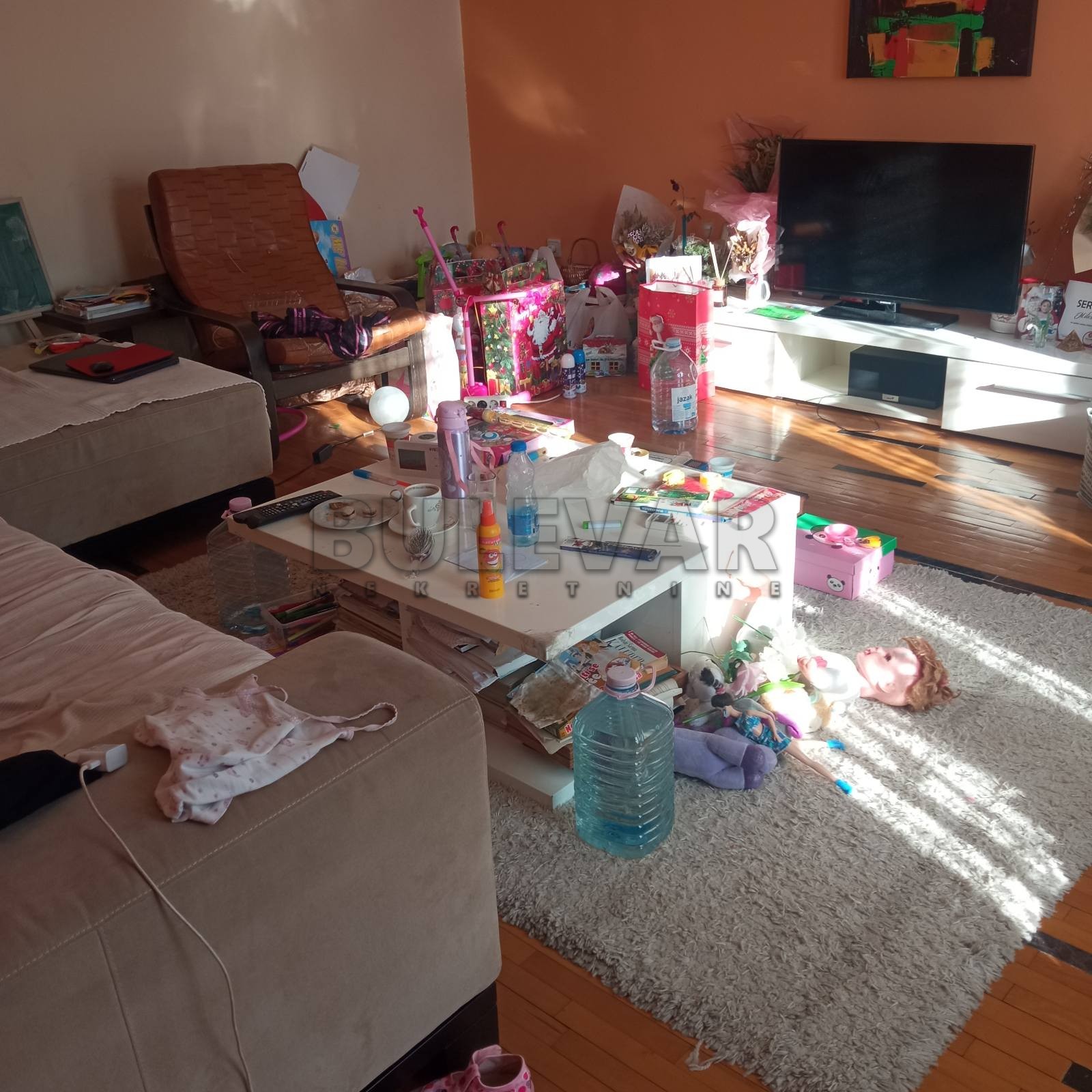 četvorosobna kuća, 247 m2, Centar, Kamenička ID: i-010752 21