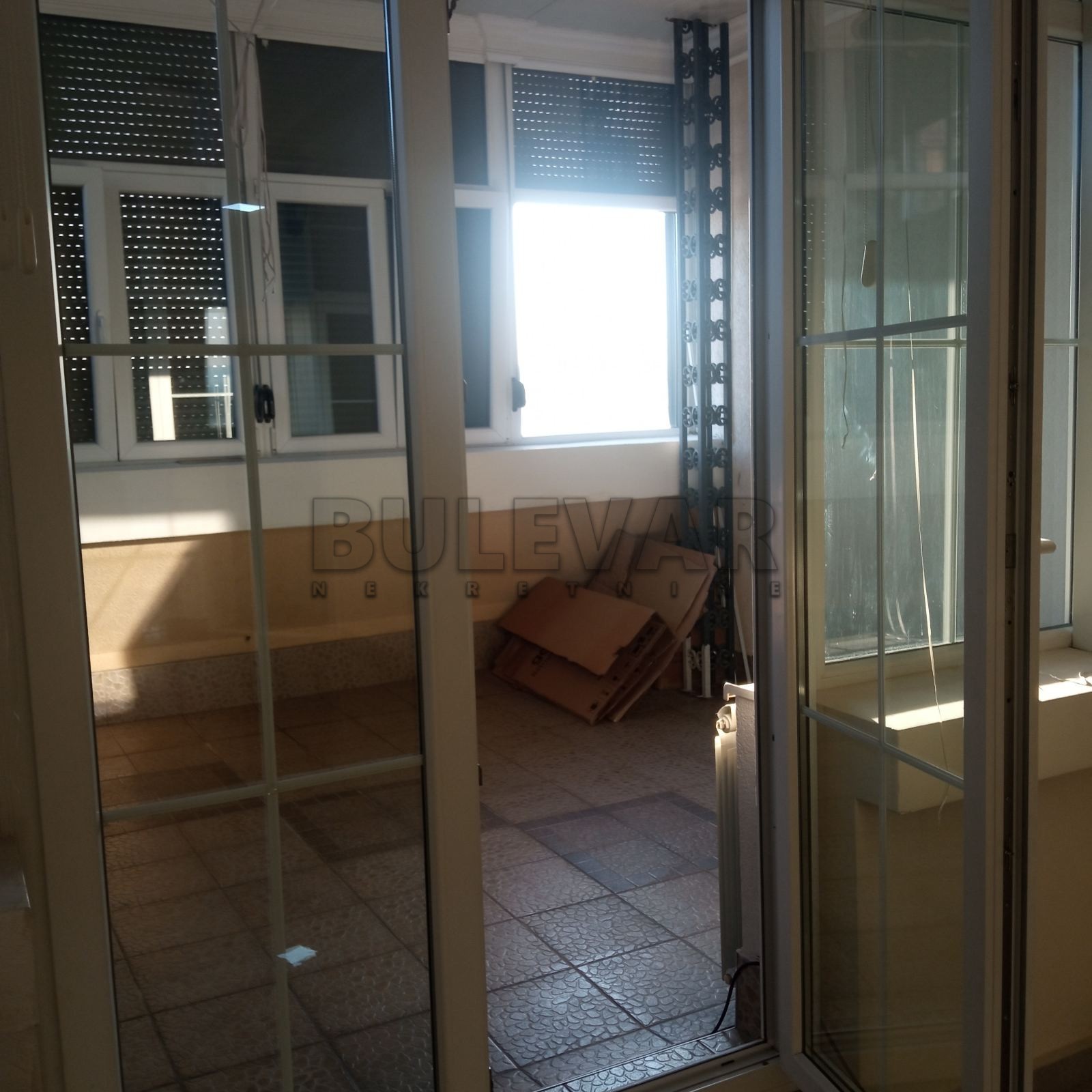 četvorosobna kuća, 247 m2, Centar, Kamenička ID: i-010752 3