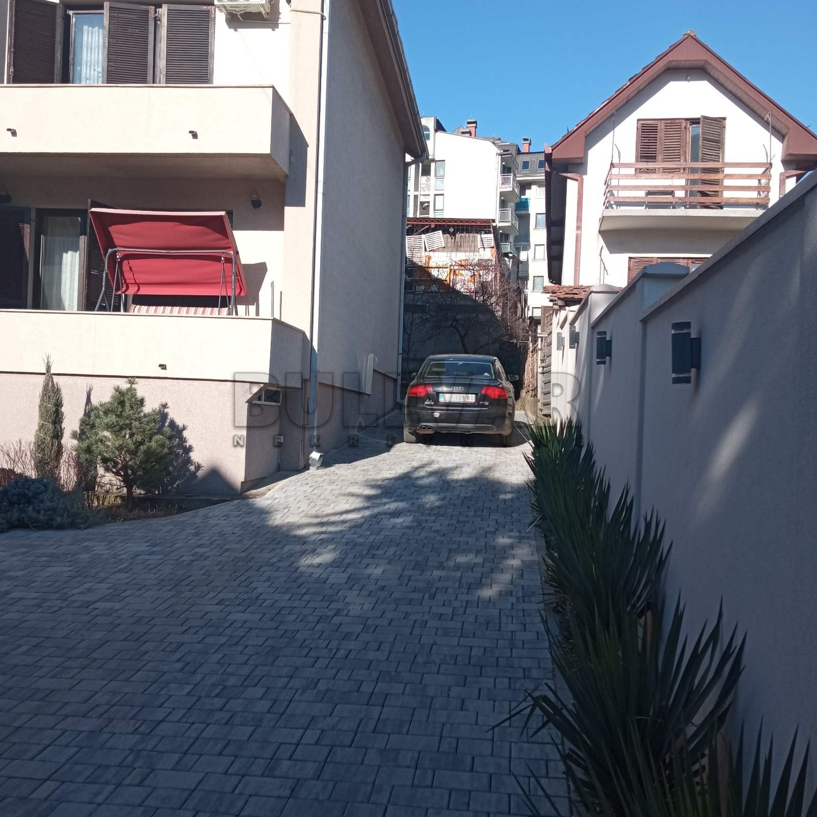 četvorosobna kuća, 247 m2, Centar, Kamenička ID: i-010752 11